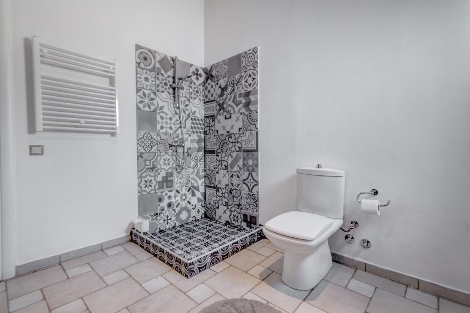 Villa Intemella Kompitsion Екстер'єр фото