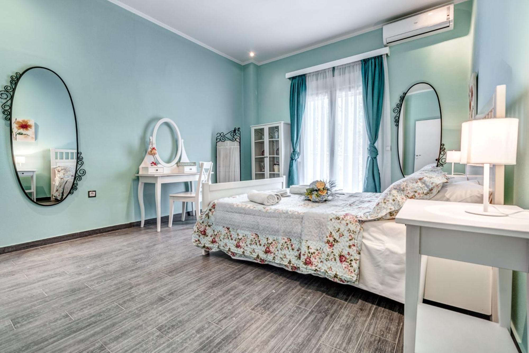 Villa Intemella Kompitsion Екстер'єр фото