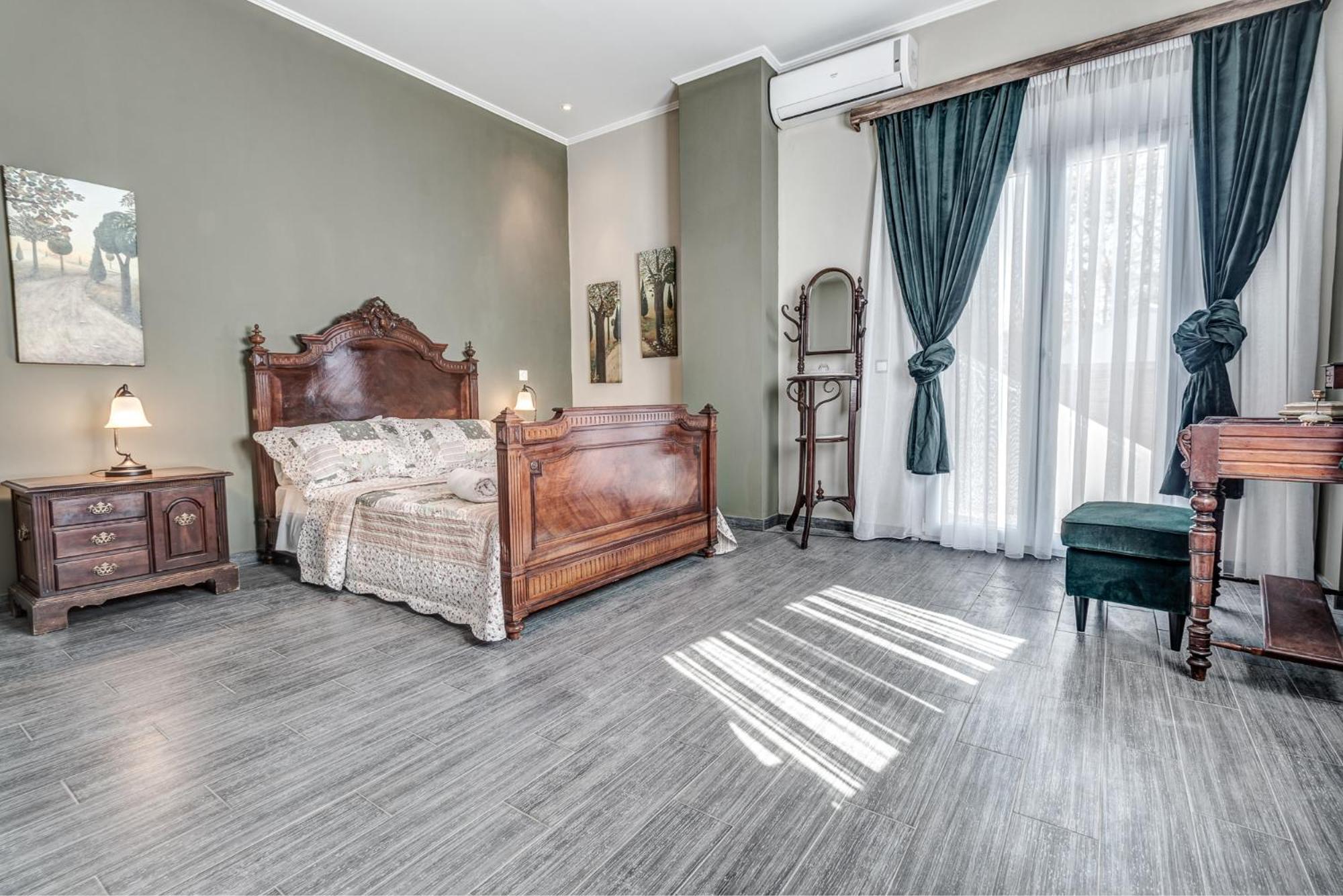 Villa Intemella Kompitsion Екстер'єр фото
