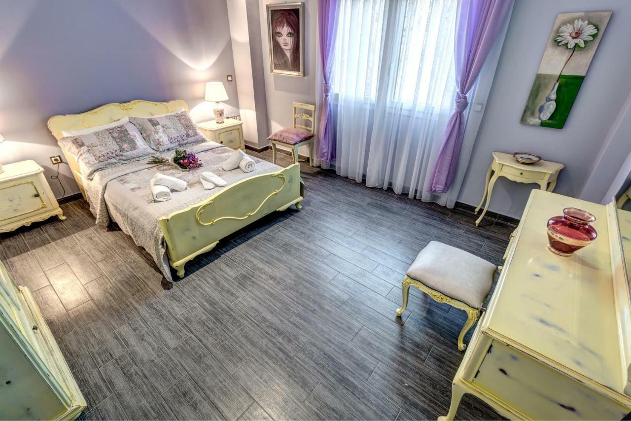 Villa Intemella Kompitsion Екстер'єр фото